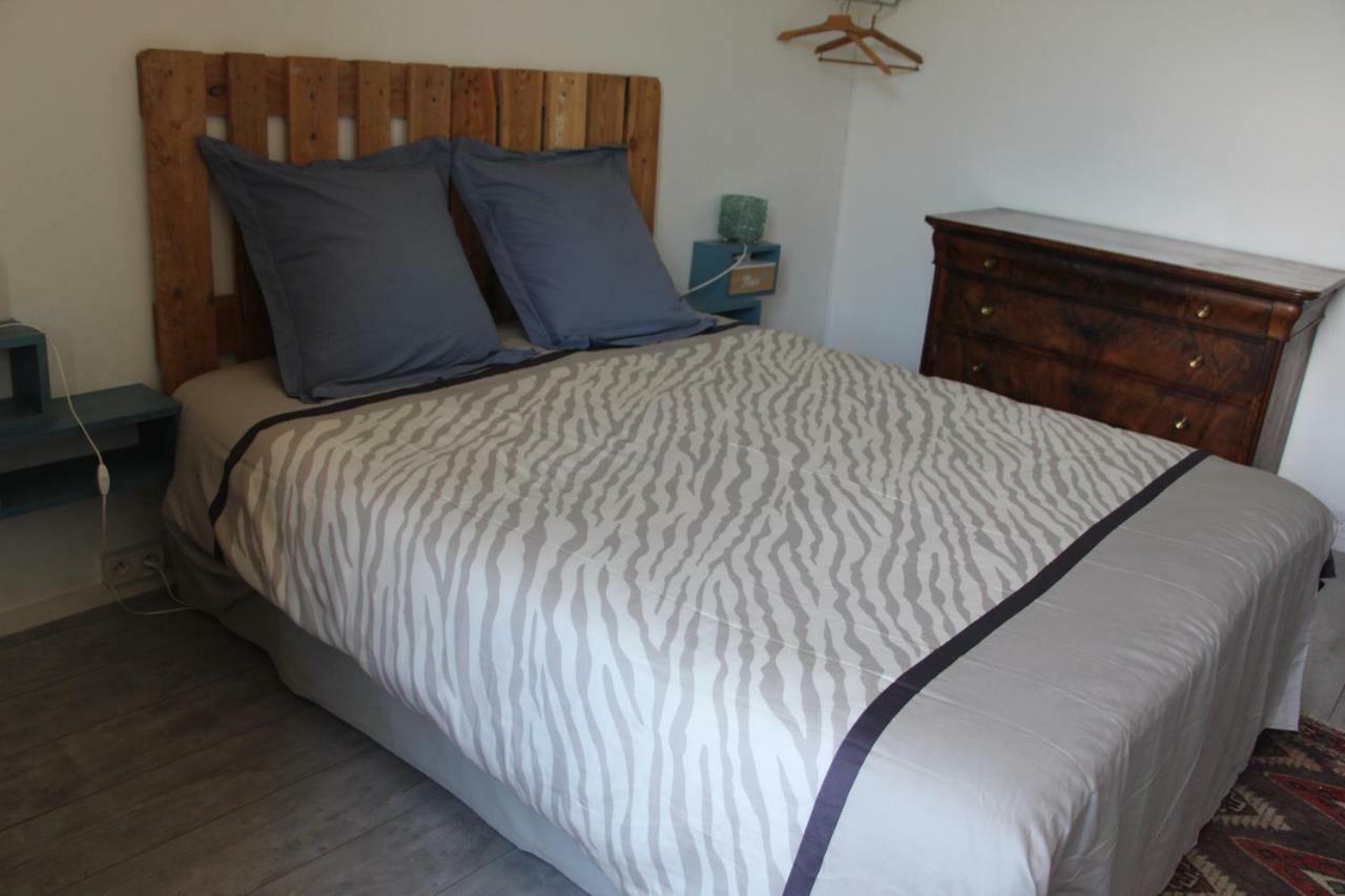 Aux Berges Du Coubisou Bed & Breakfast Luaran gambar